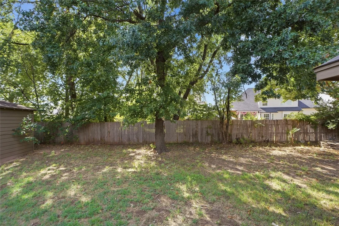 Photo of 9914 S 87th East Avenue