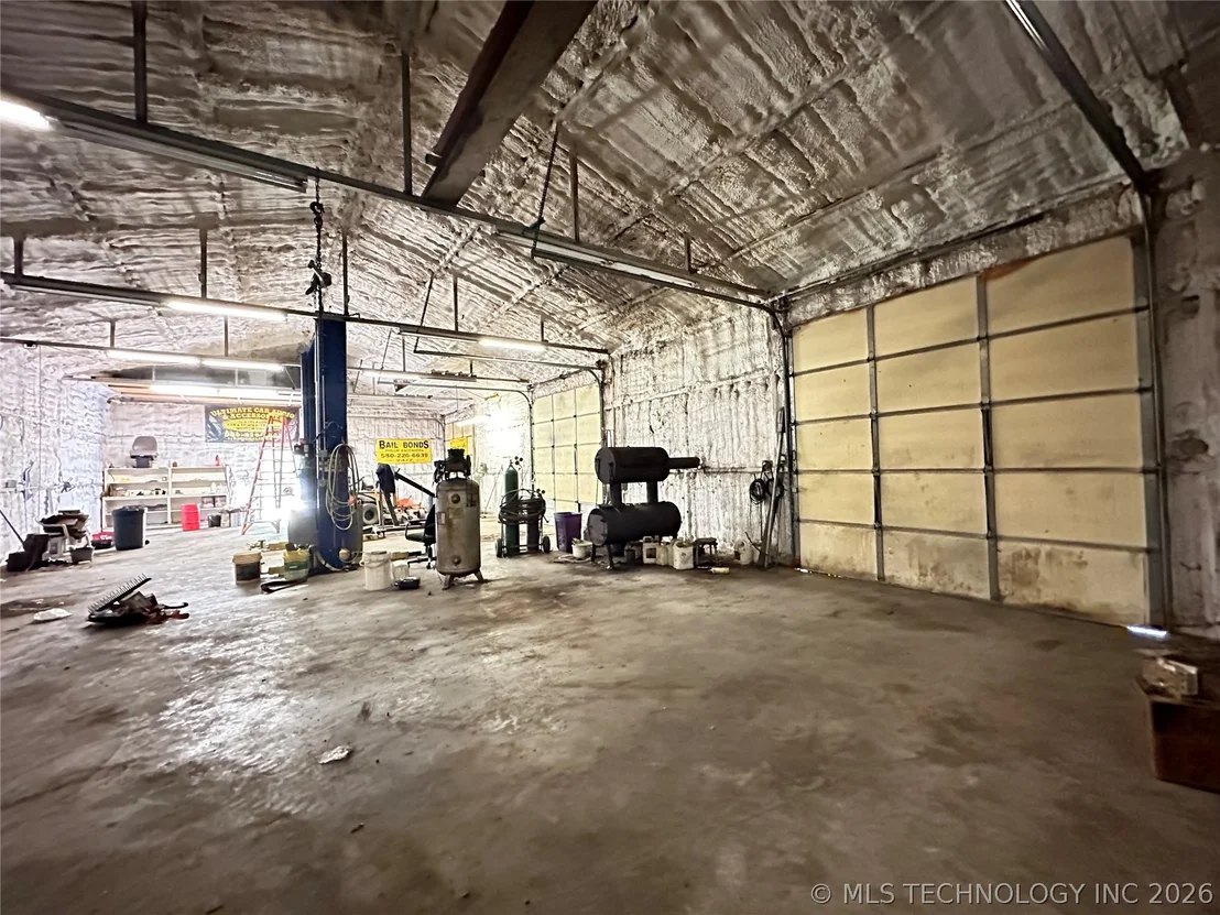 Photo of 4509 Midway