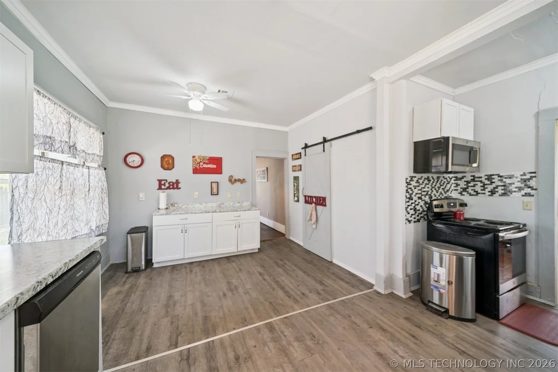 Photo of 505 N Cimarron Avenue