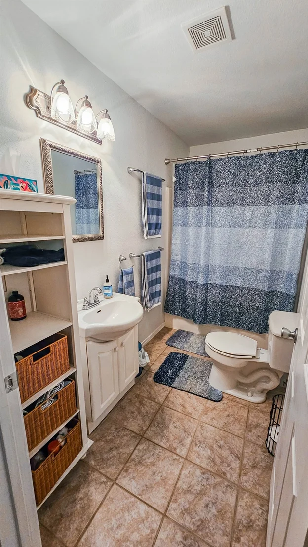 Photo of 12 Granite Circle
