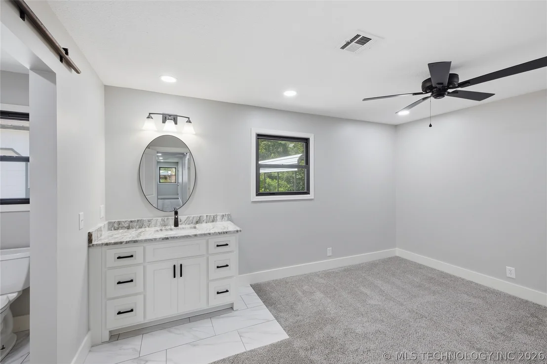 Photo of 501 Warwick Drive