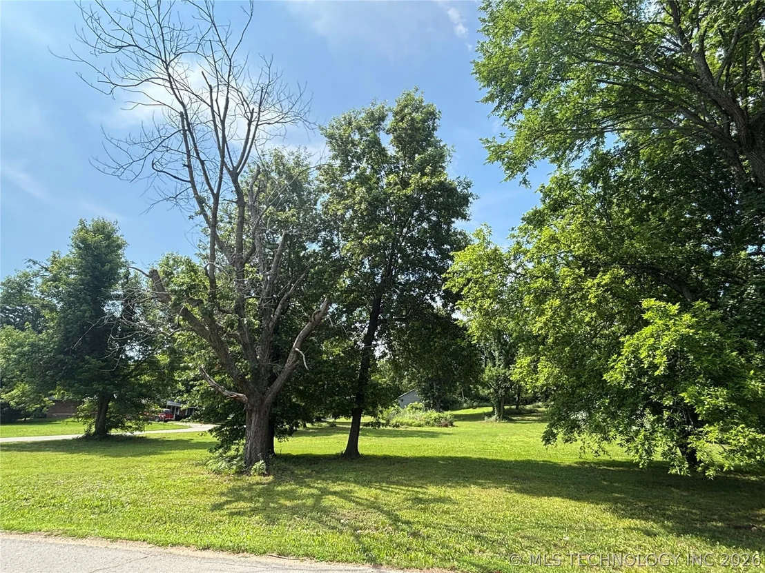Photo of 316 S 6th Street