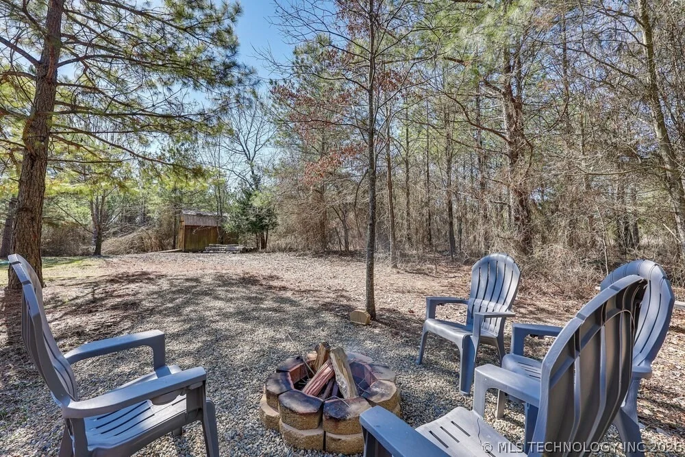 Photo of 609 Canoe Road