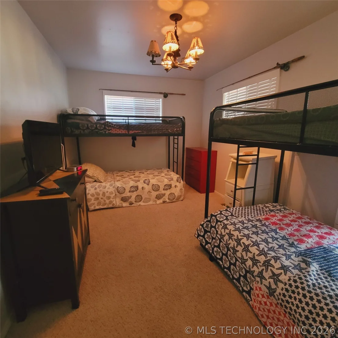 Photo of 105 Lakeview Drive