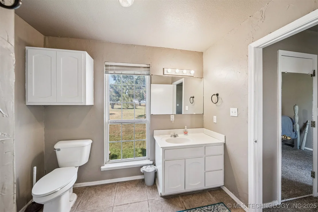 Photo of 109159 S 4210 Road