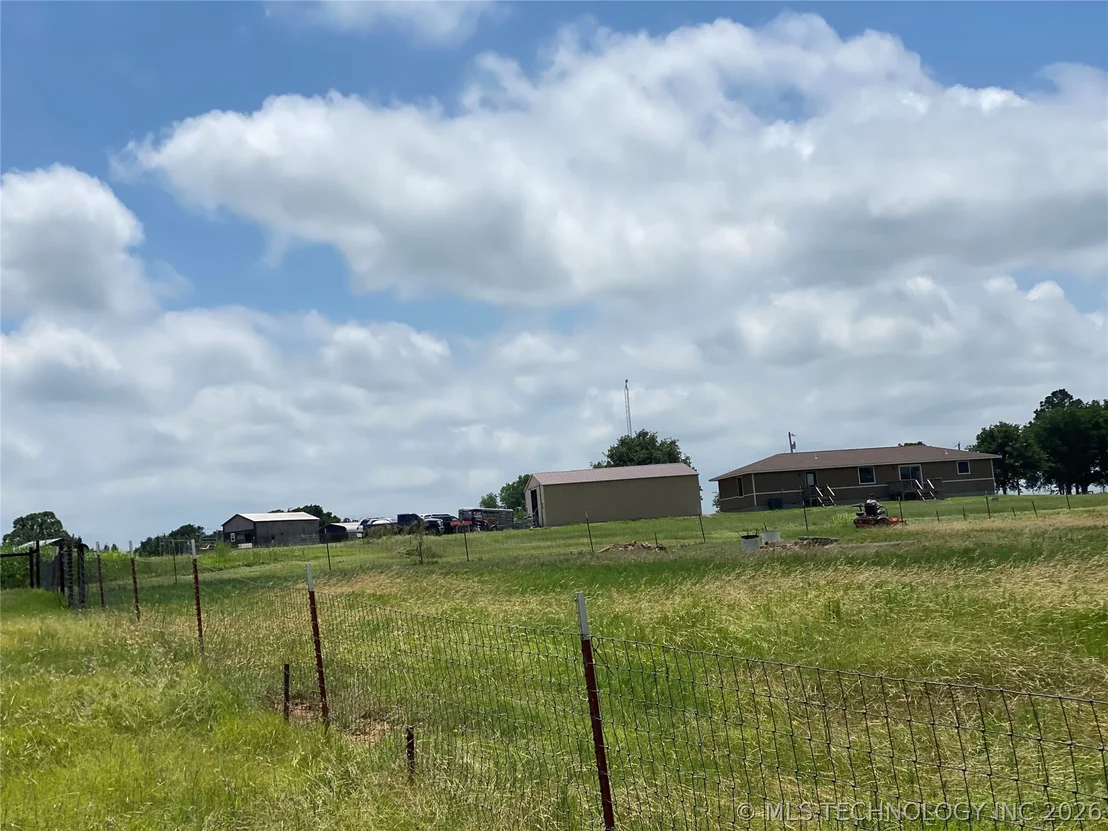 Photo of 2216 Bristol Road