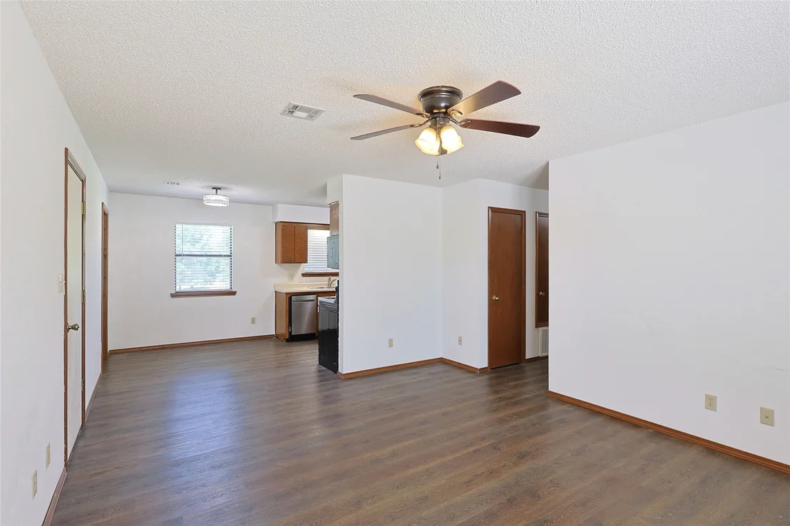 Photo of 1812 Sunset Drive
