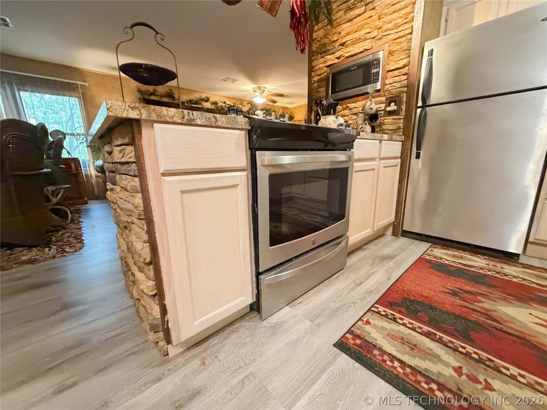 Photo of 445490 Indian Road