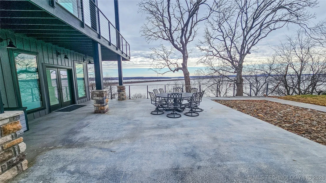 Photo of 417188 Mockingbird Lane