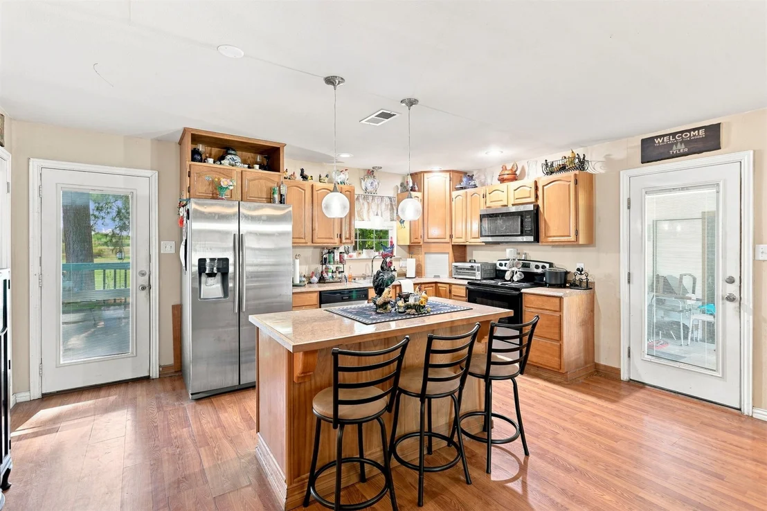 Photo of 208 W Umstead