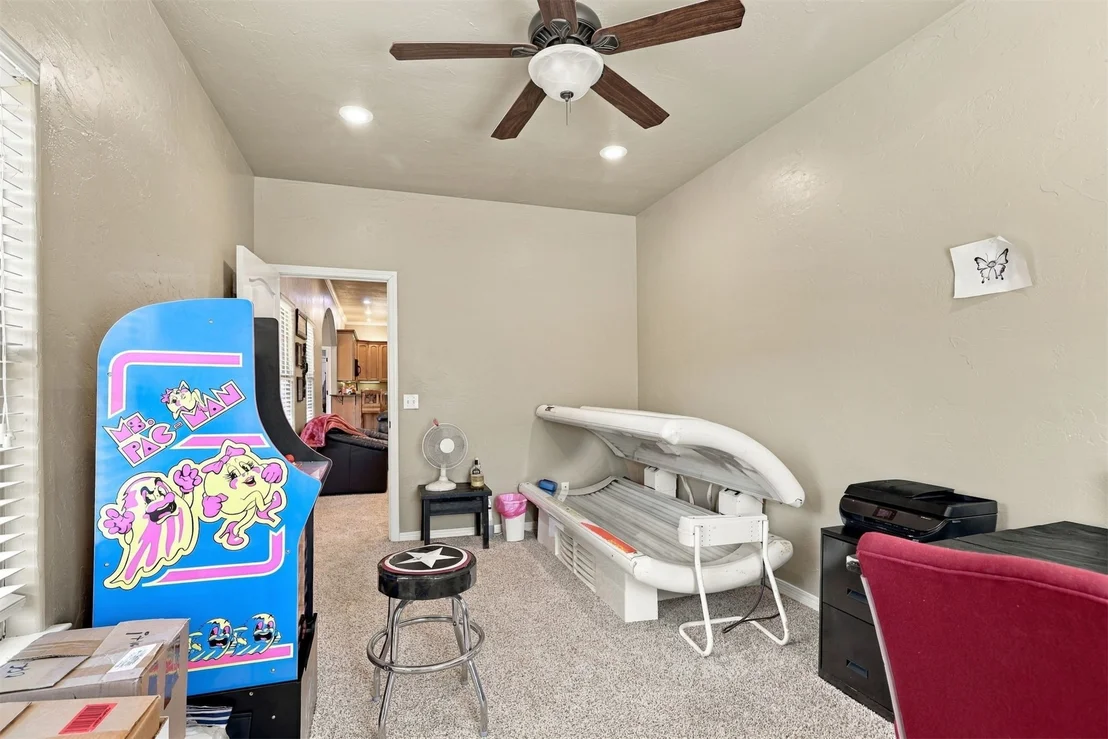 Photo of 2355 Bryan