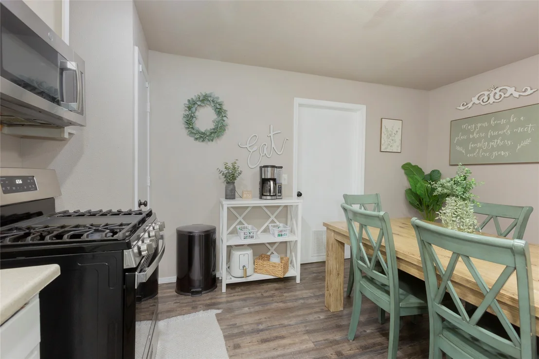 Photo of 524 3rd Street