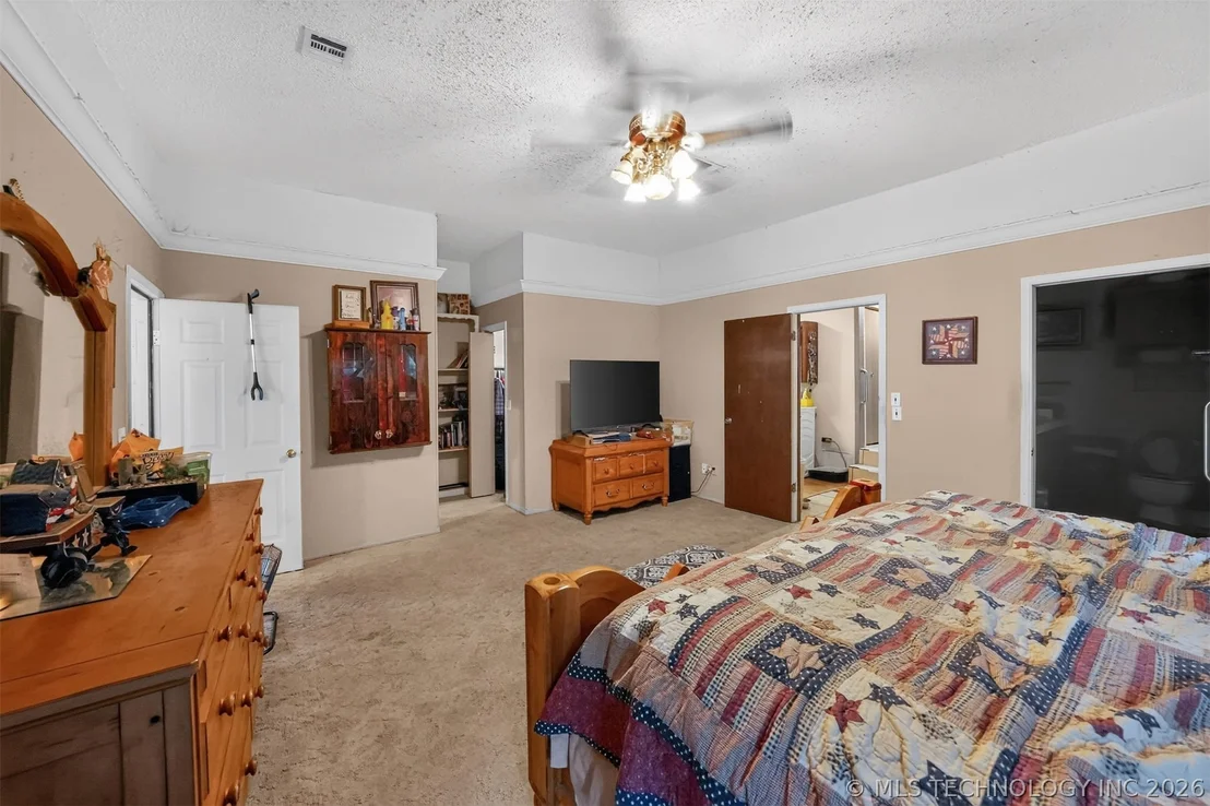 Photo of Unit S at 1286 Us-69