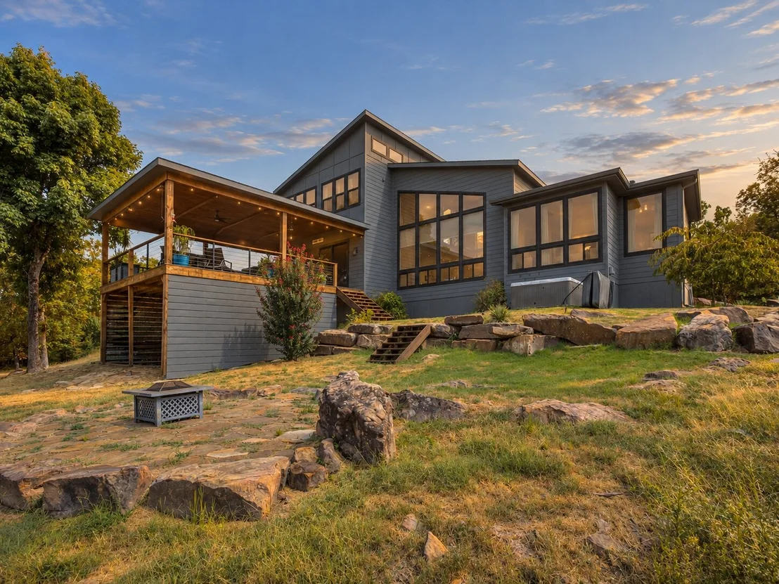 Photo of 1073 Hidden Ridge Road