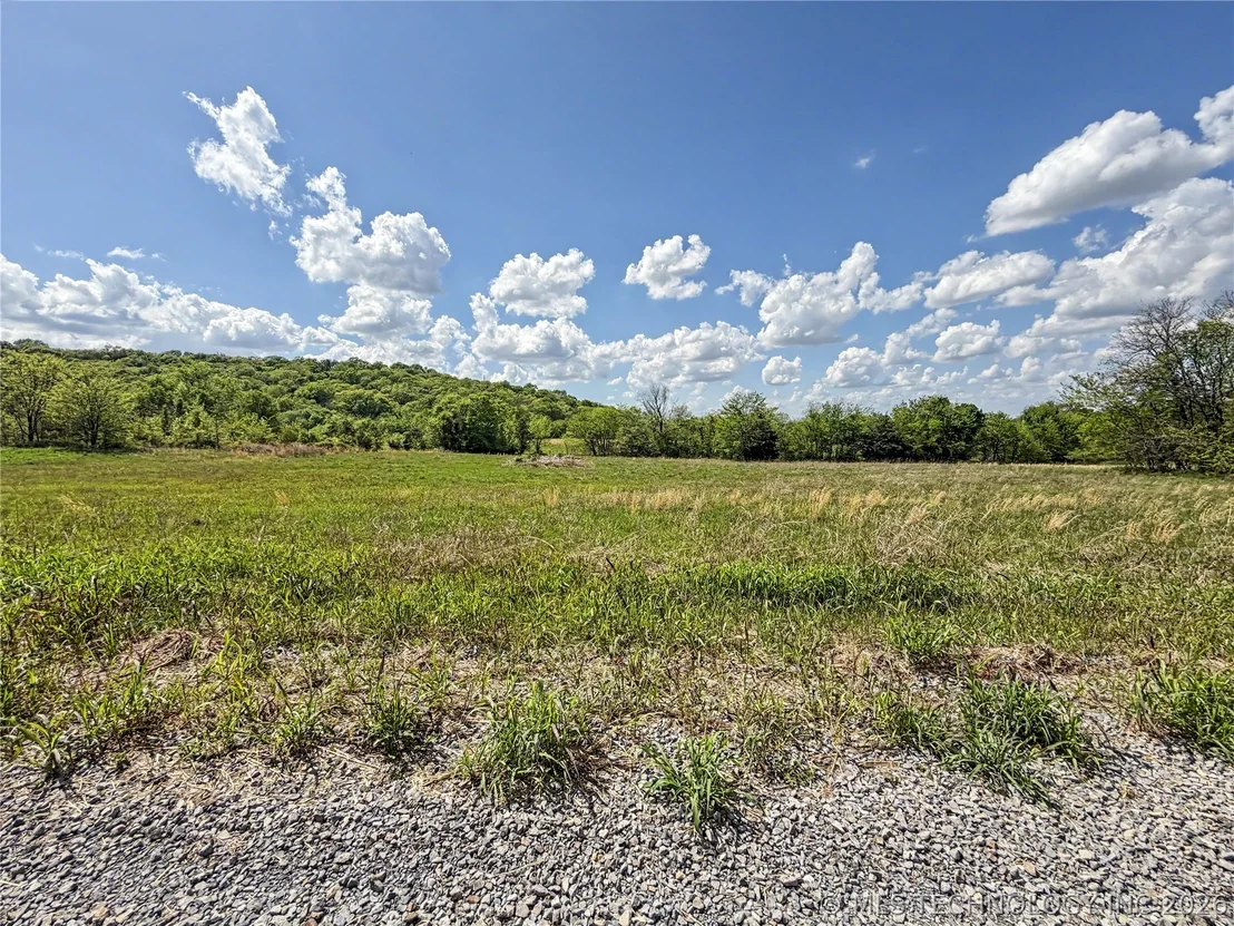 Photo of 420 S Thunder Road