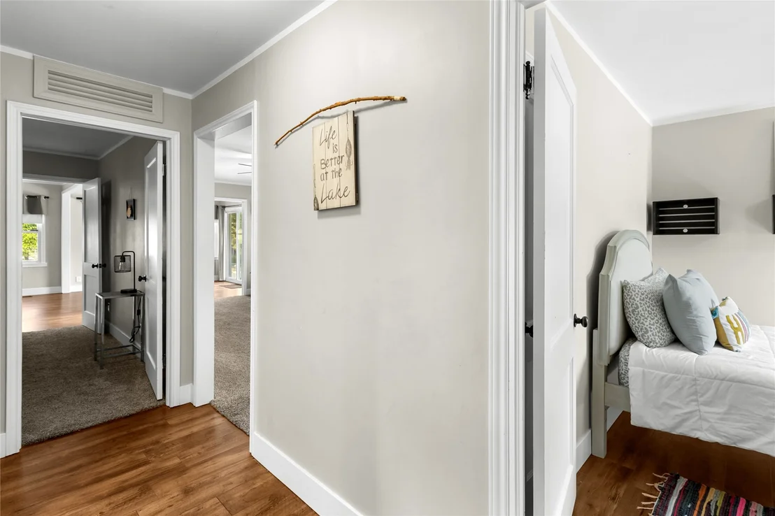 Photo of 401 High Street