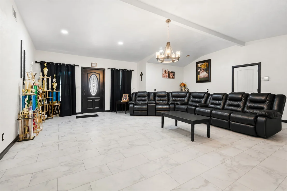 Photo of 4747 Springdale Road