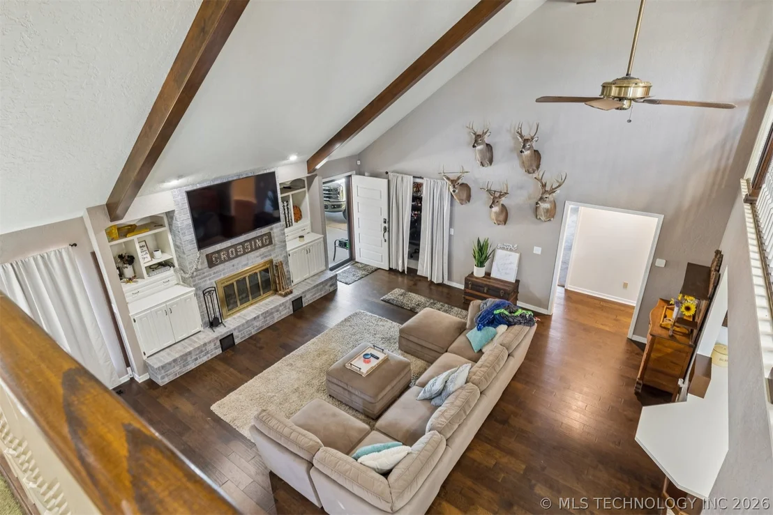 Photo of 930 E 14th