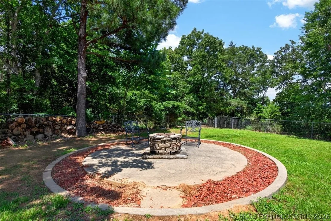 Photo of 36602 Ridge