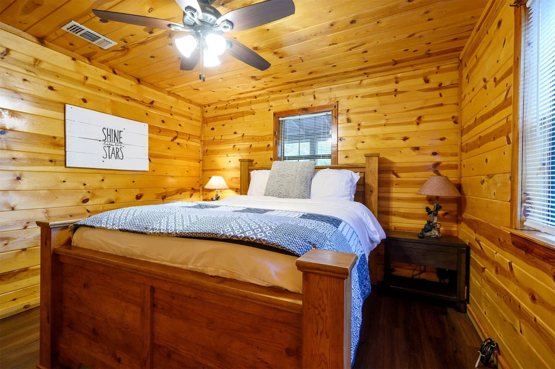 Photo of 609 Canoe Road