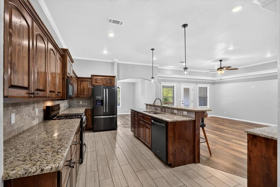 Photo of 301 Eagle Crest