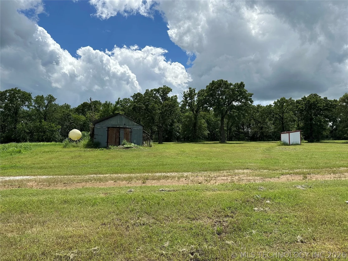 Photo of 4509 Midway