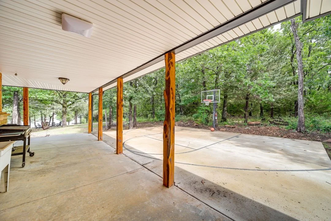 Photo of 1656 McNally Road