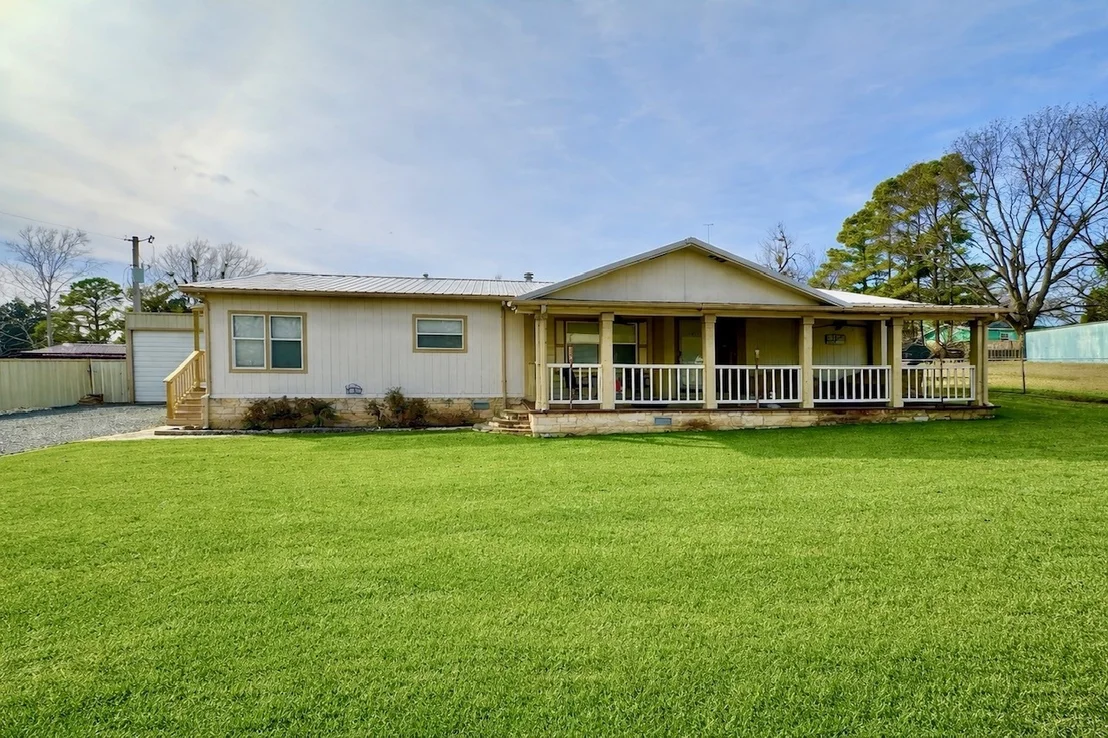 Photo of 3943 Surf Road