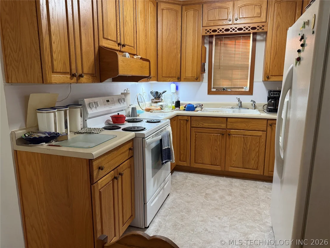 Photo of 425671 E 1168 Road