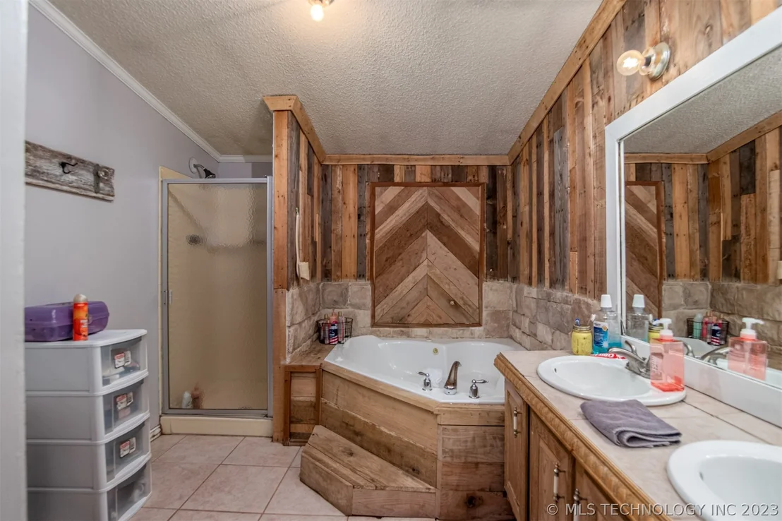 Photo of 219 Mistletoe Lane