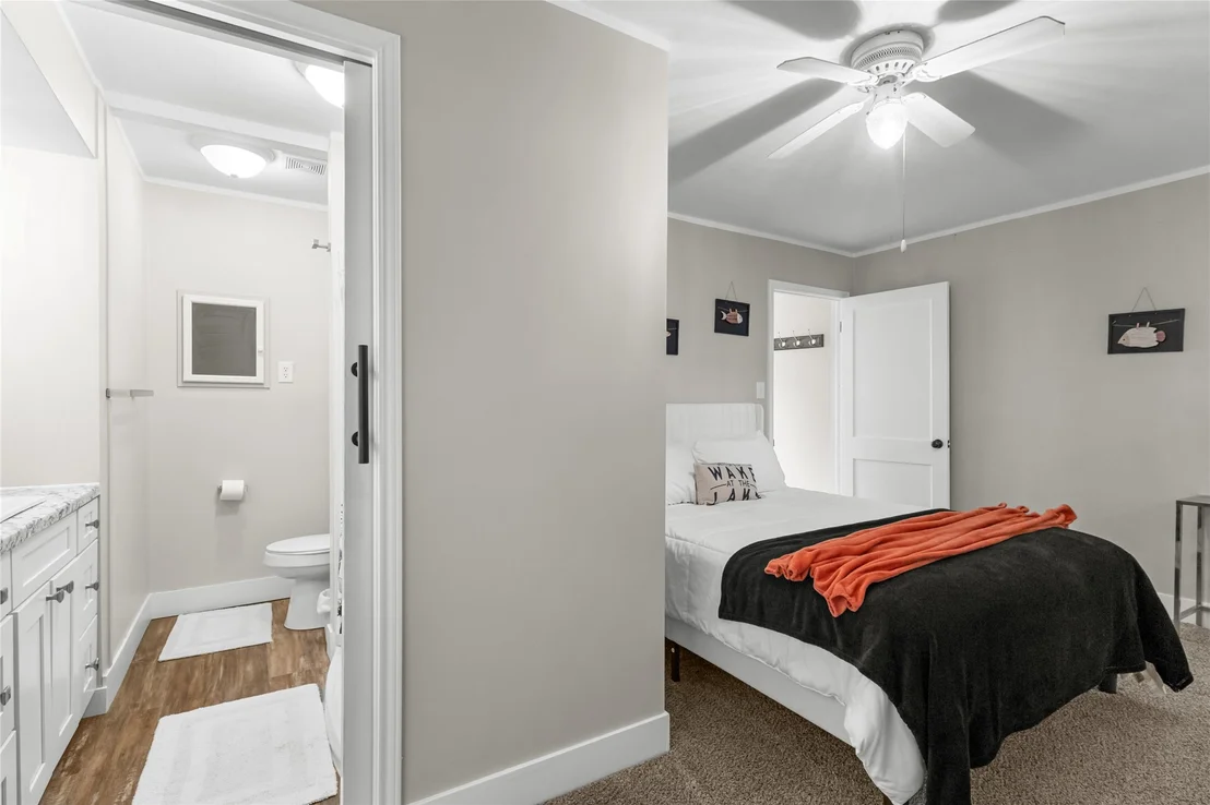 Photo of 401 High Street