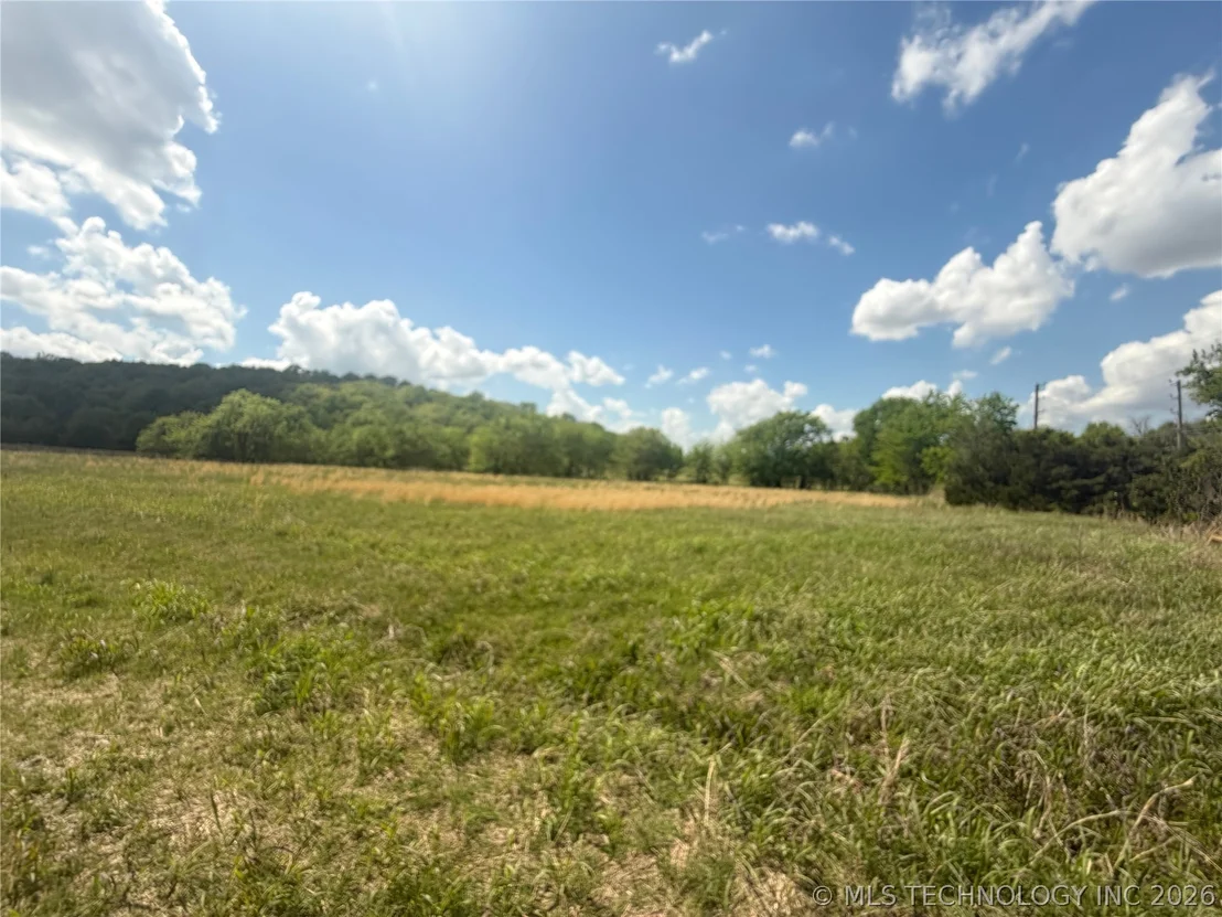 Photo of 401 S Thunder Road