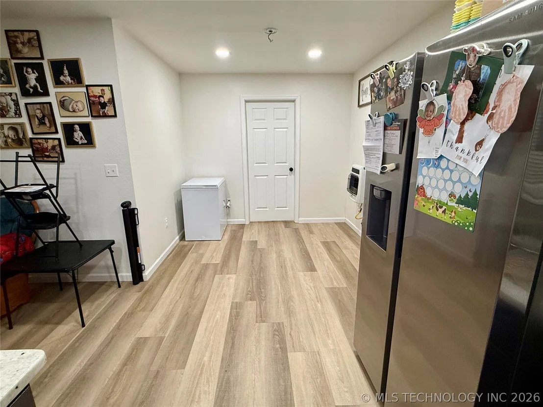 Photo of 989 Sequoyah Drive