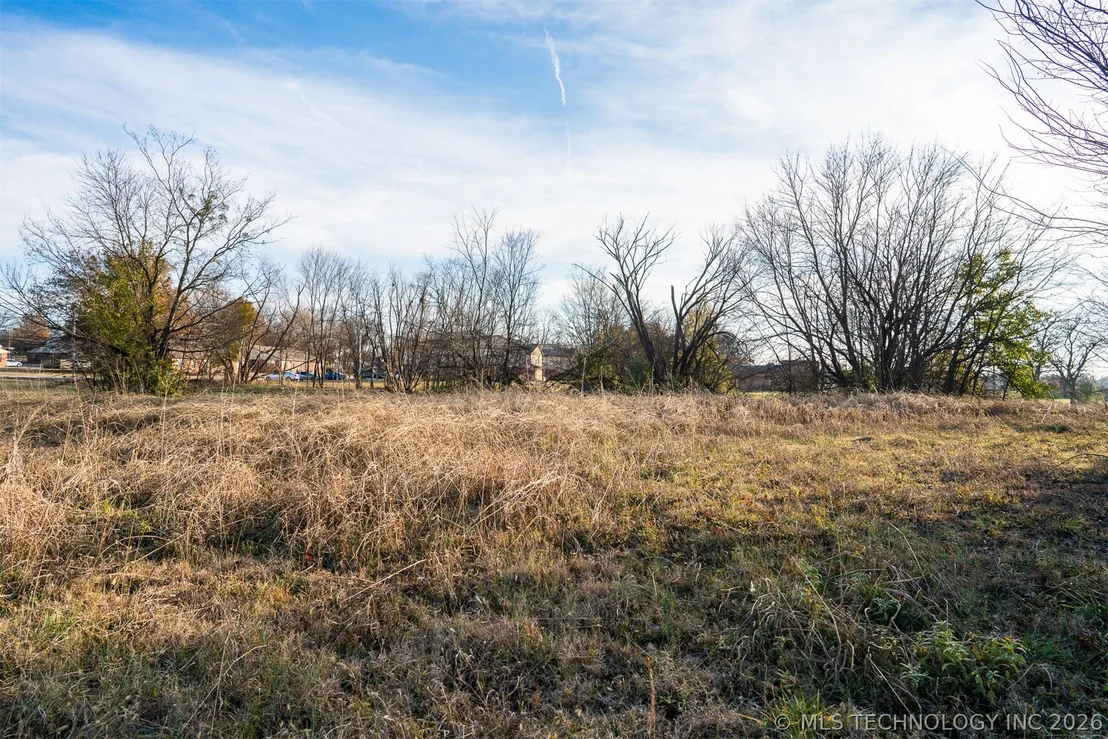 Photo of 8 N Pierce Avenue