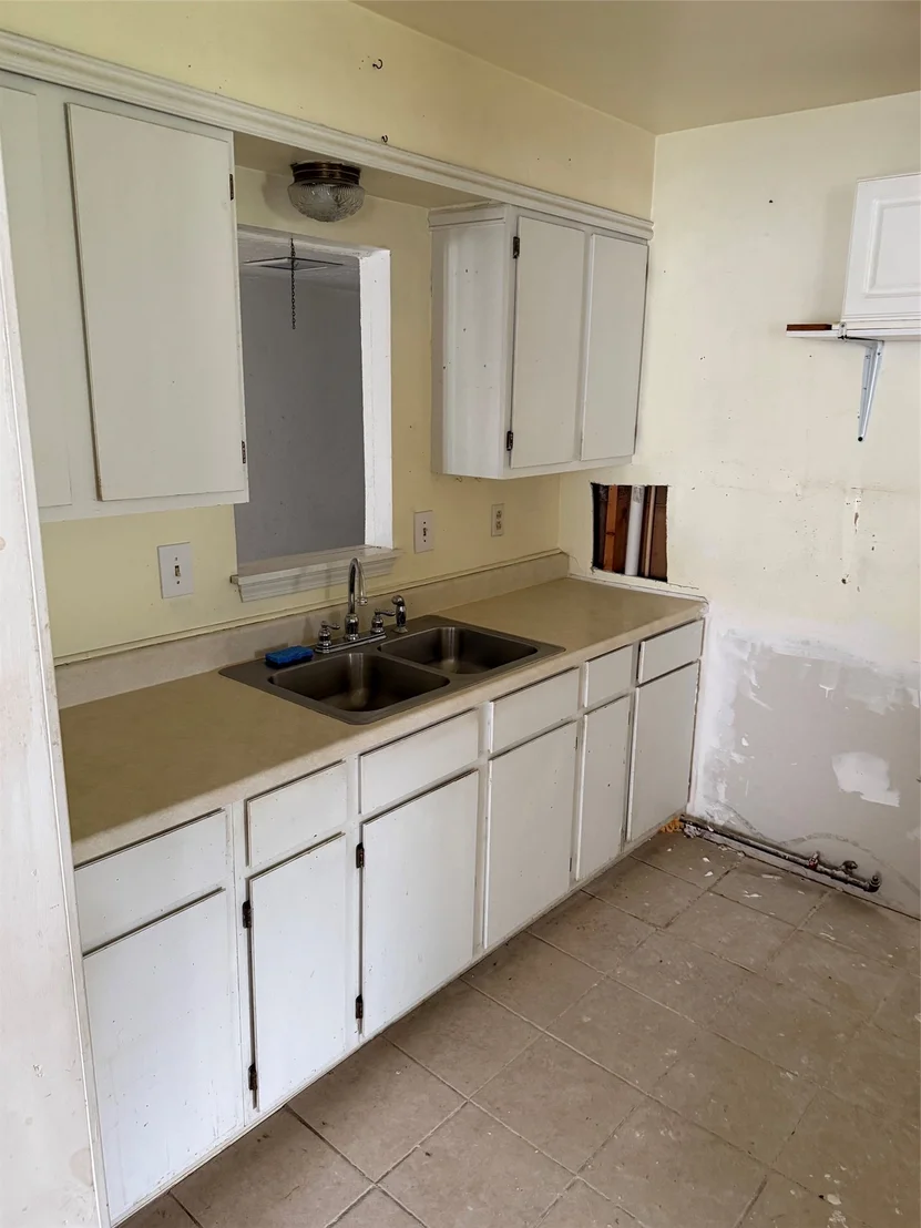 Photo of 417705 E 1210 Road