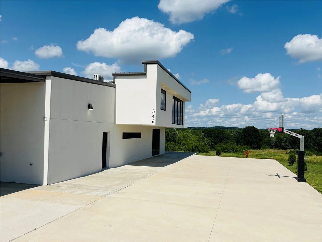 Photo of 546 Mockingbird