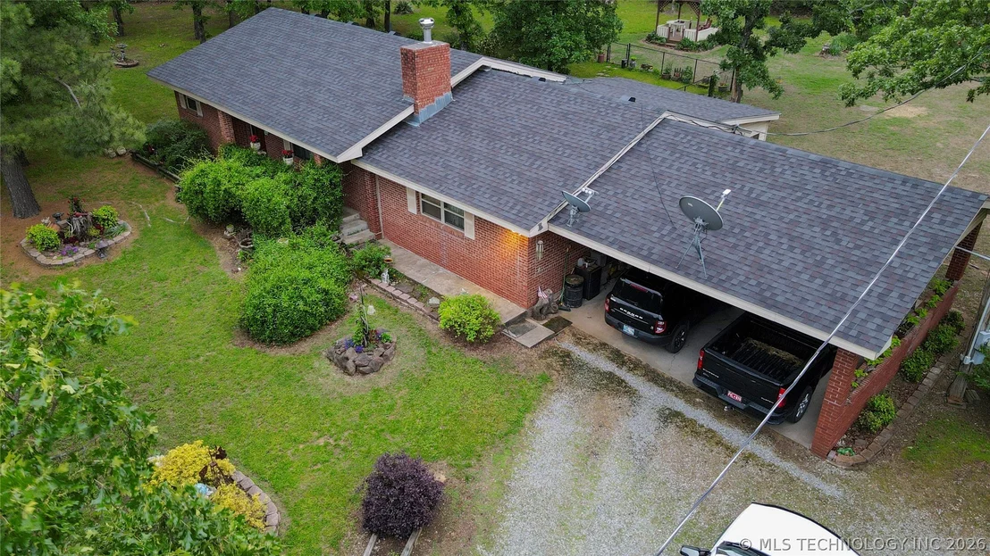 Photo of 105 W Mockingbird Lane
