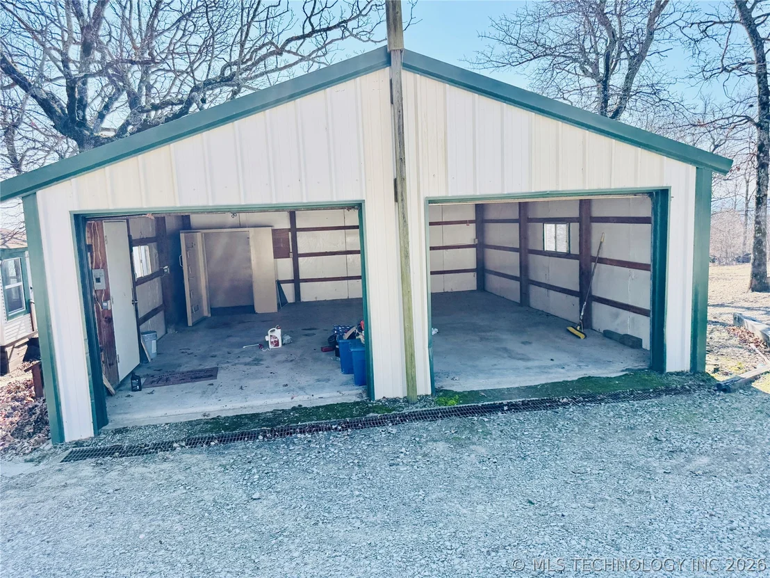 Photo of 413804 E 1212 Road