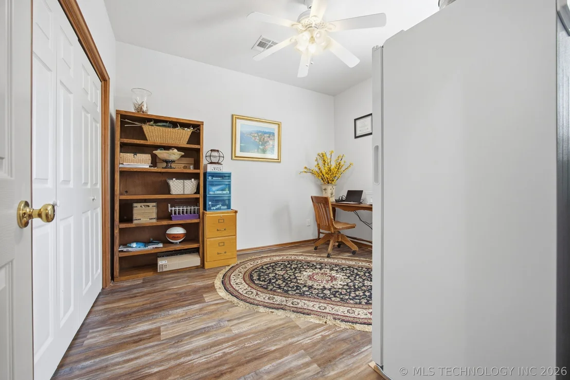 Photo of 2445 Avalon Drive