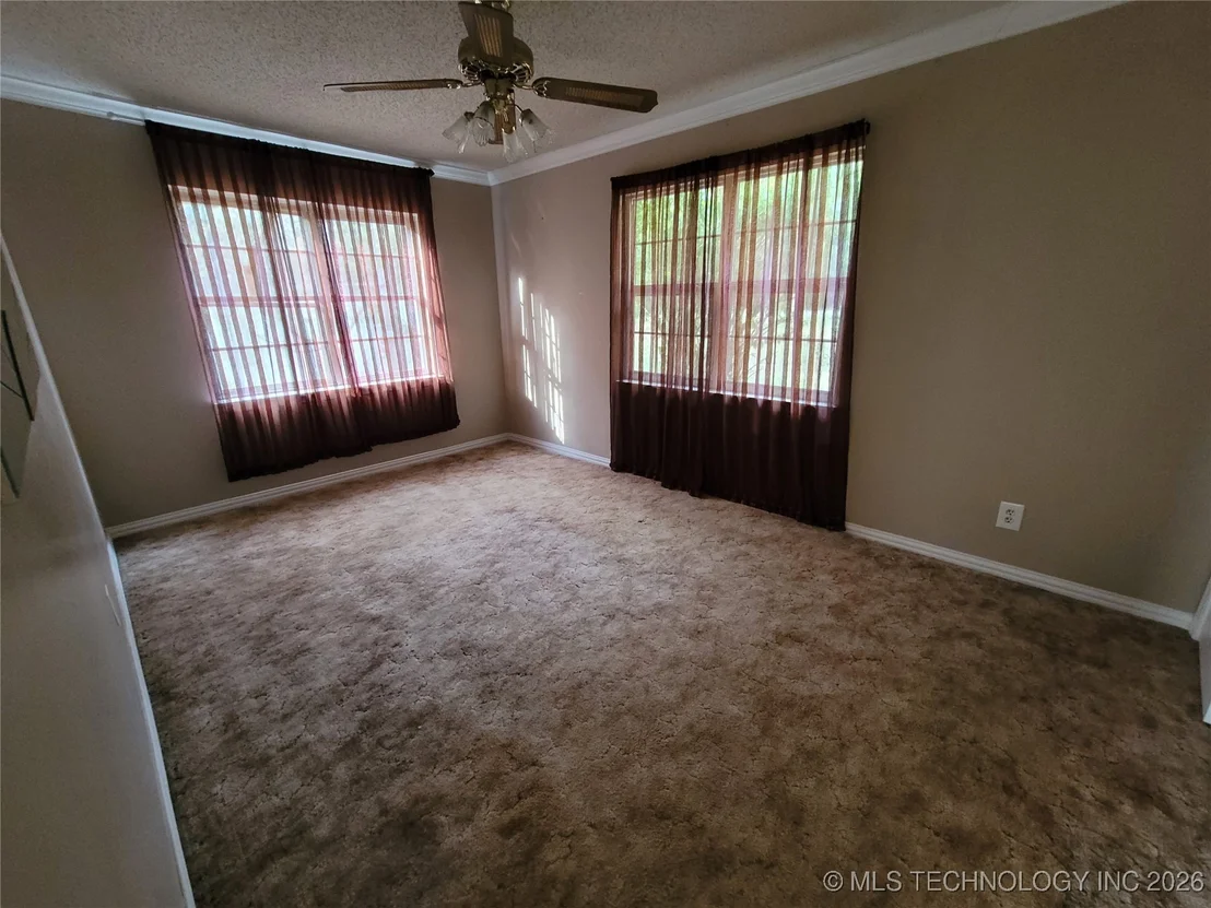 Photo of 395 Bower Road