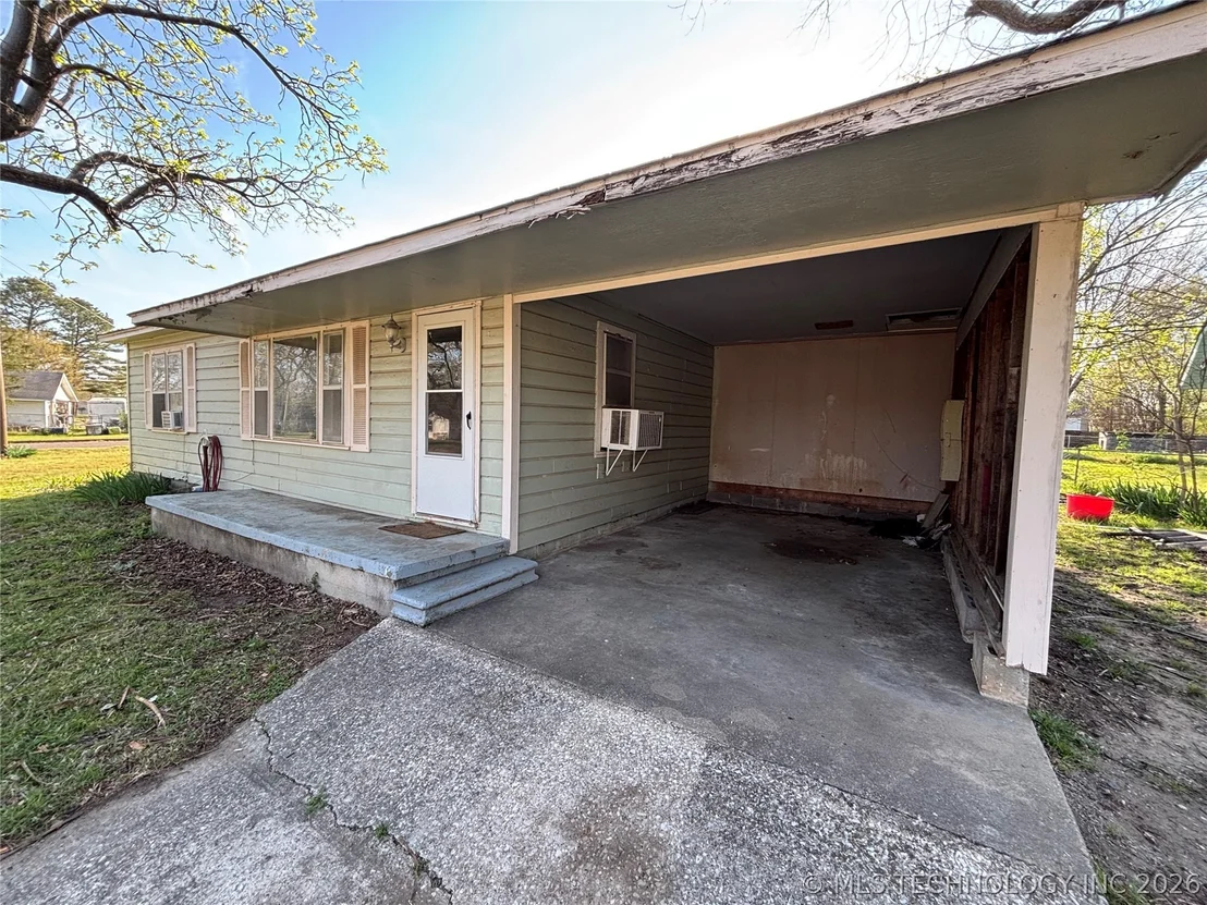 Photo of 902 Roosevelt