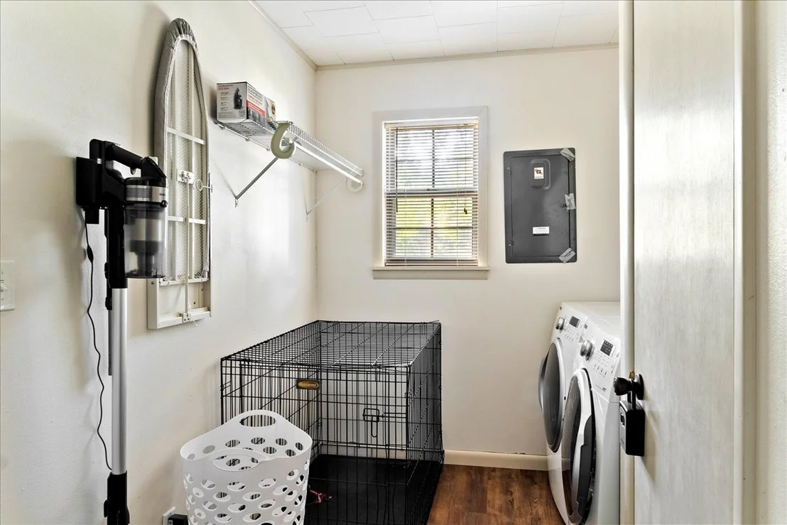 Photo of 1614 Sherwood Road