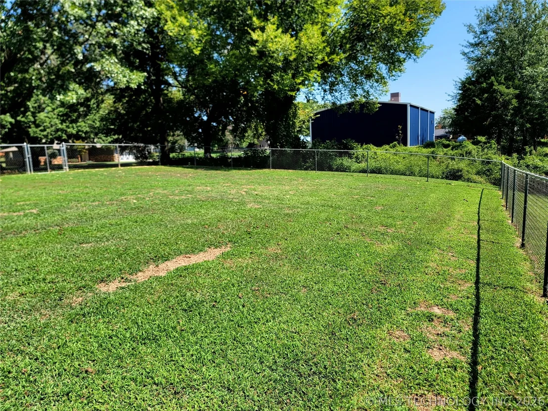Photo of 112 Meadowlark Road