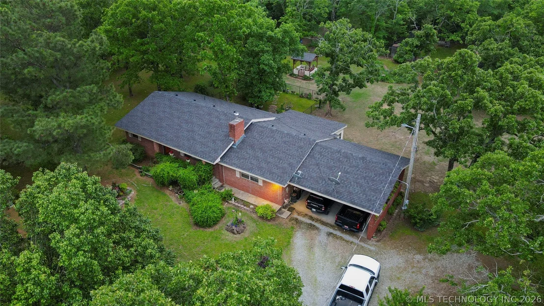Photo of 105 W Mockingbird Lane