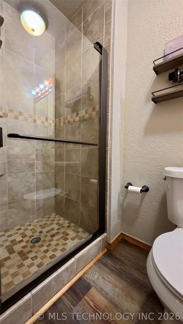 Photo of 1048 Robin Hood Road