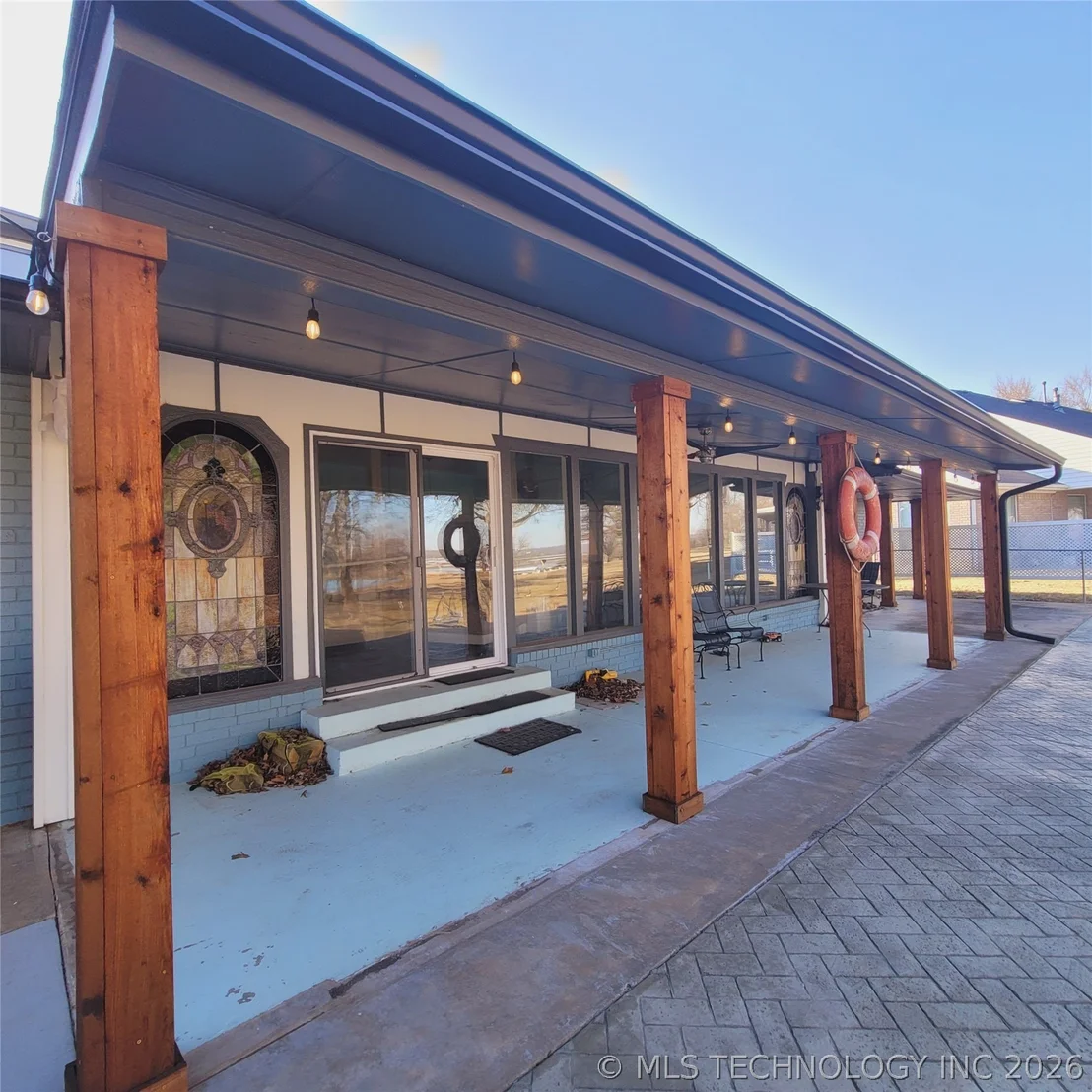 Photo of 105 Lakeview Drive