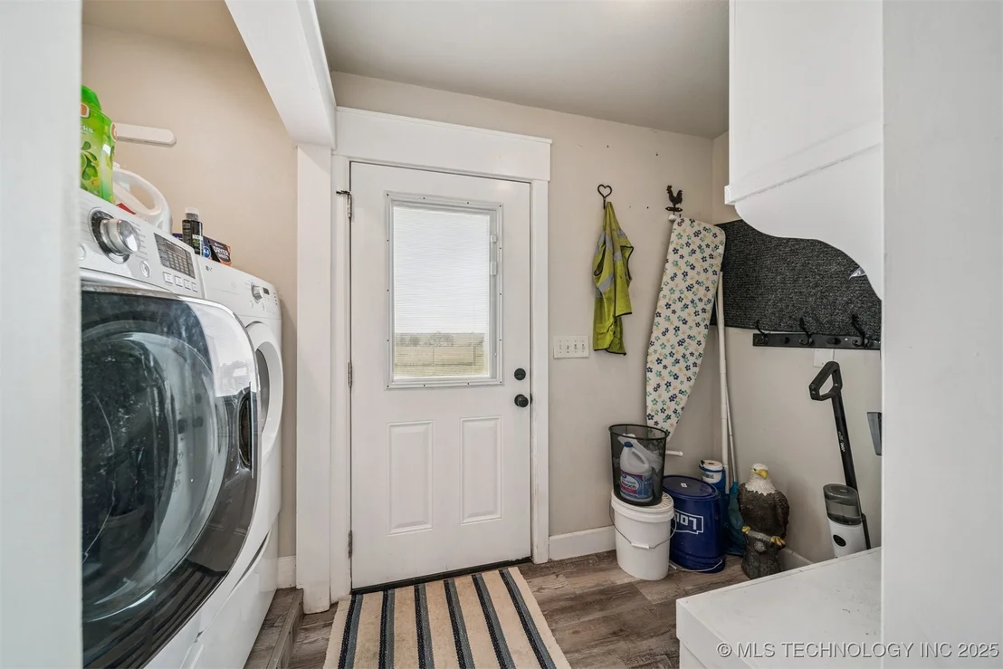Photo of 109159 S 4210 Road