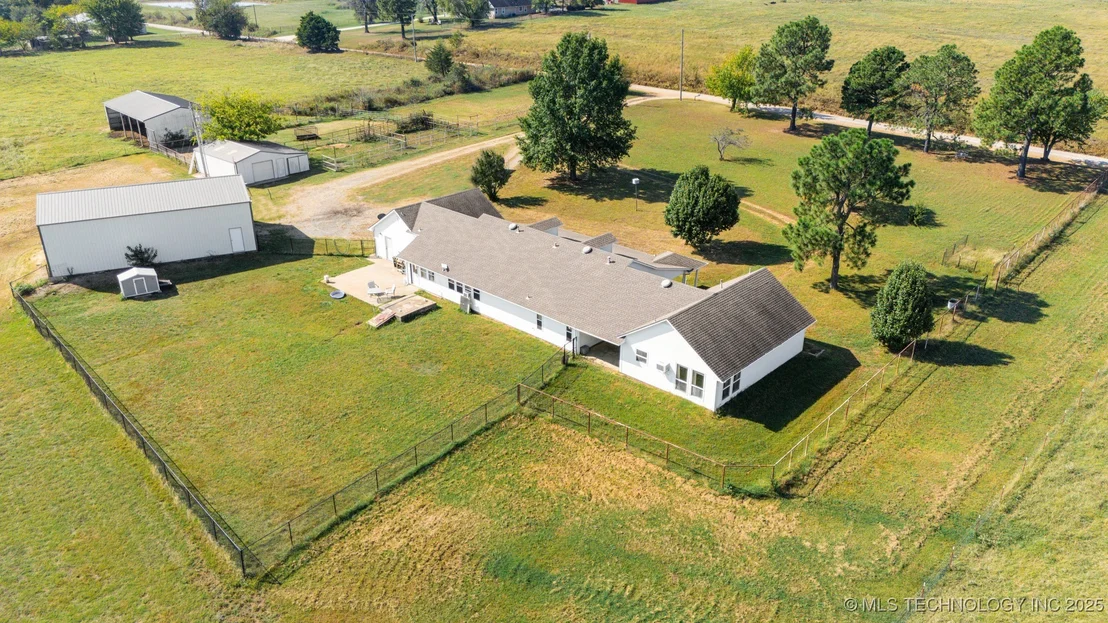 Photo of 109159 S 4210 Road