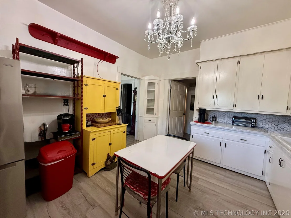 Photo of 501 High Street