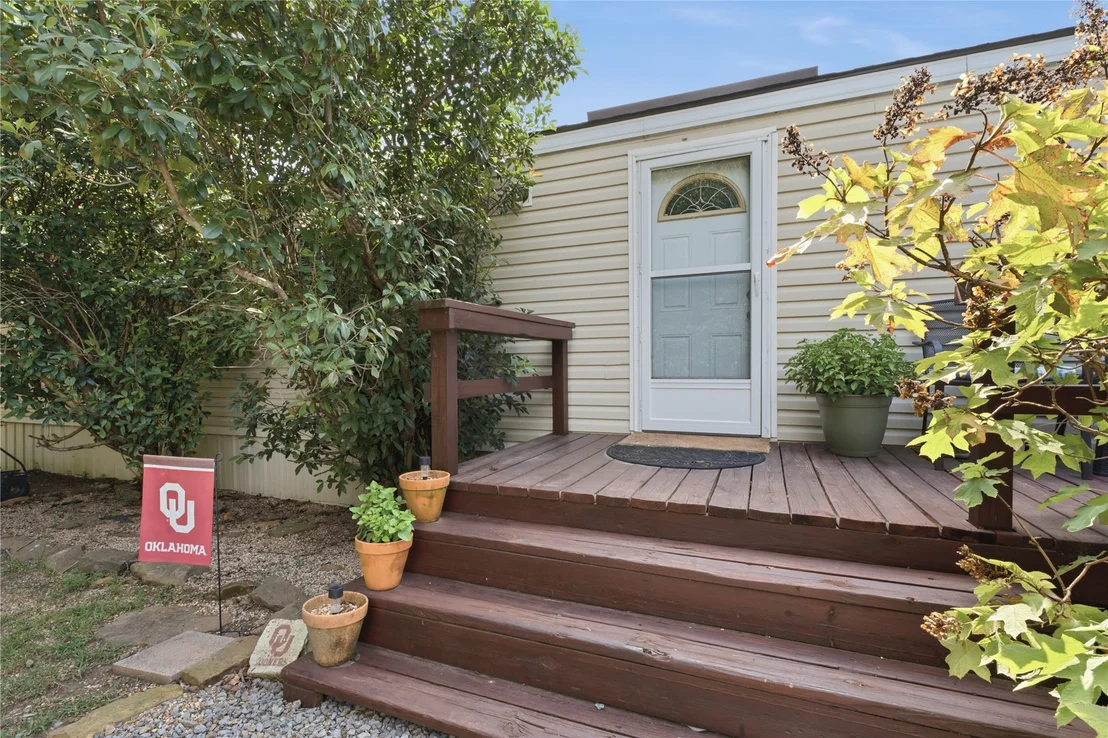 Photo of 73997 S 320 Road